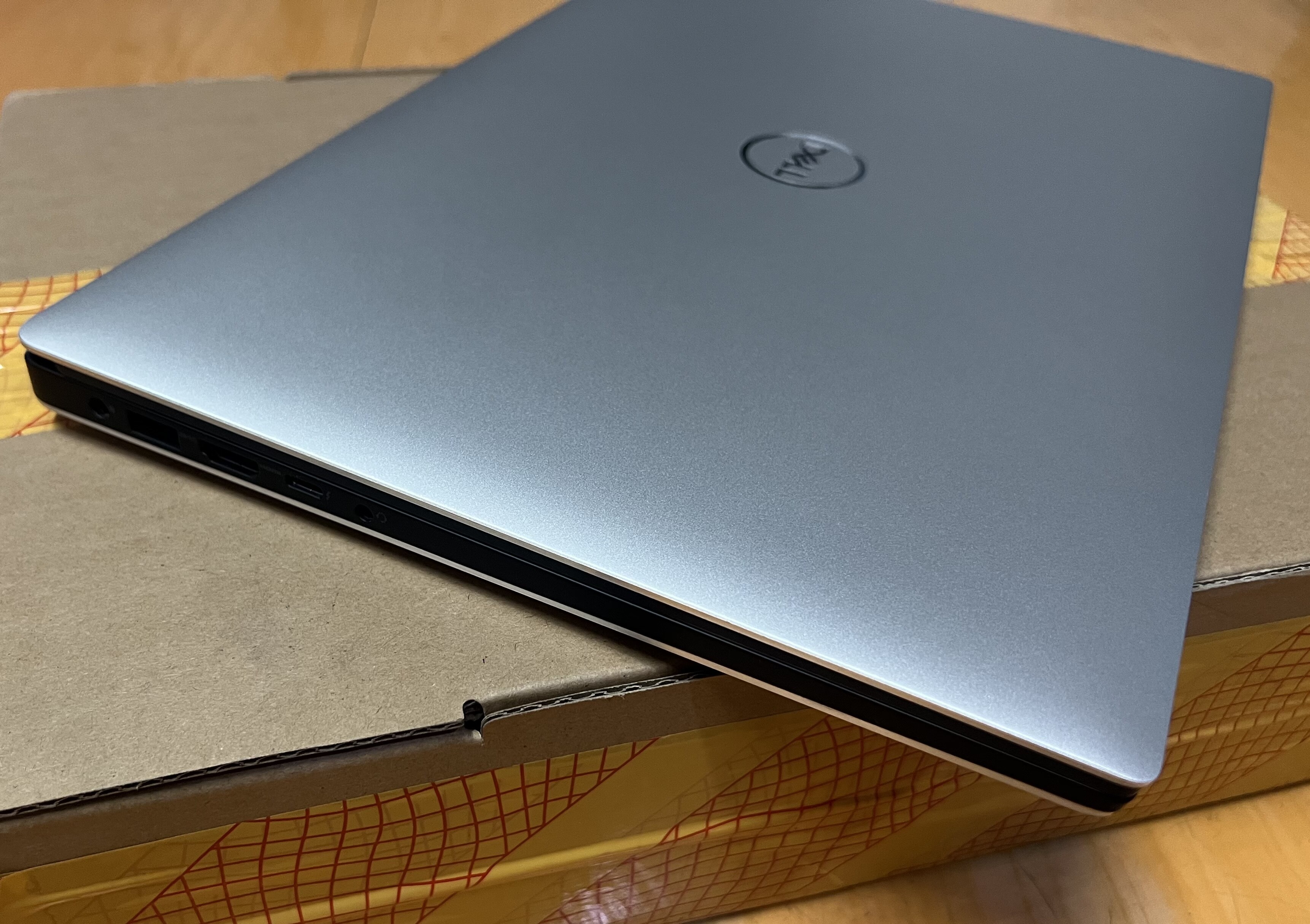 Dell Precision 5530 |4K Touch | i7 8850H | P2000 4GB - 2