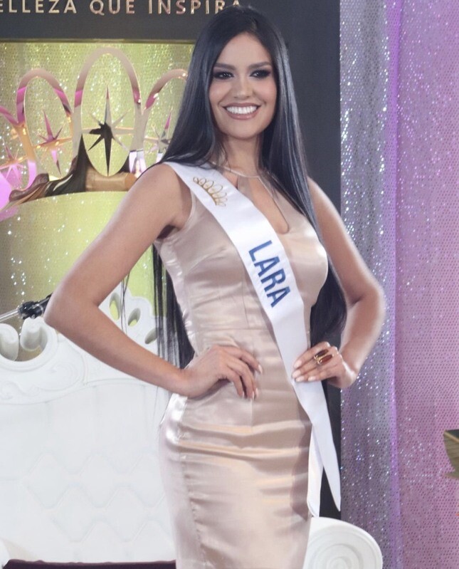 candidatas a miss venezuela 2022. final: 16 nov. (70 aniversario). video entrevista jurado: pag 1. - Página 33 45242f77d79711c9488614b3b9be0613021786