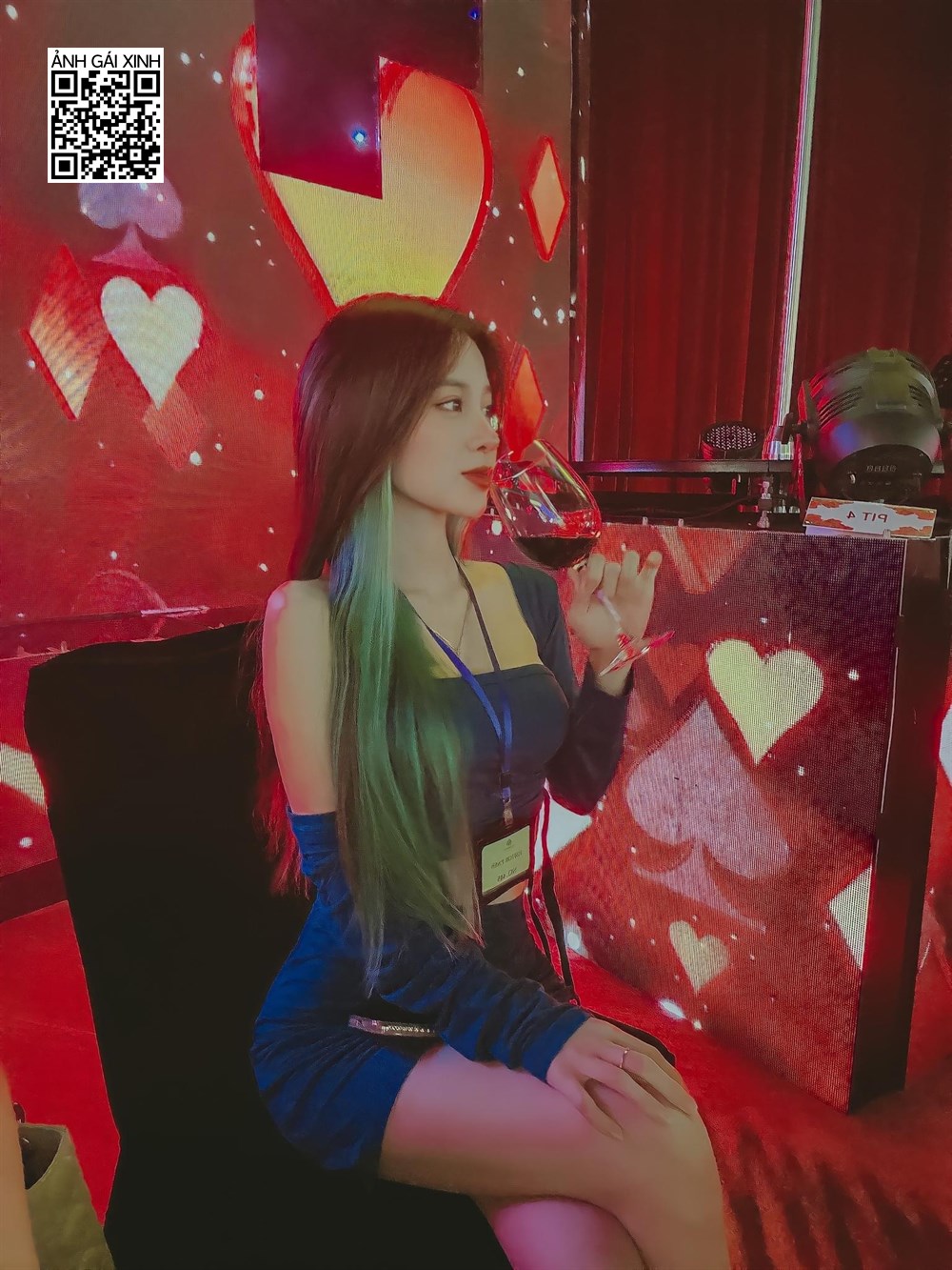 vycutesg_1776.jpg
