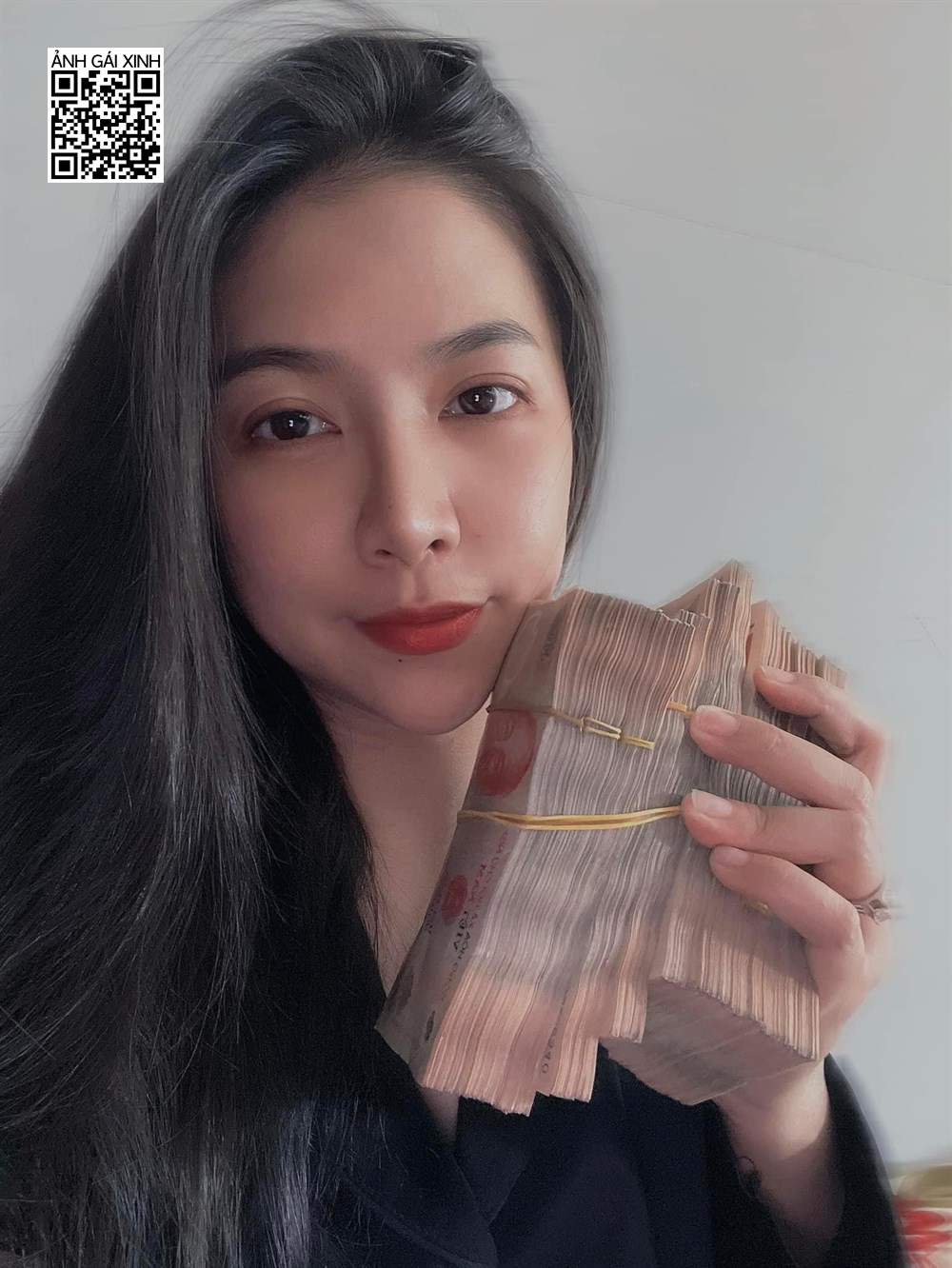 vycutesg_1814.jpg