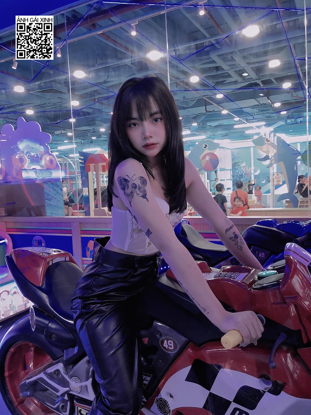 vycutesg_1823.jpg