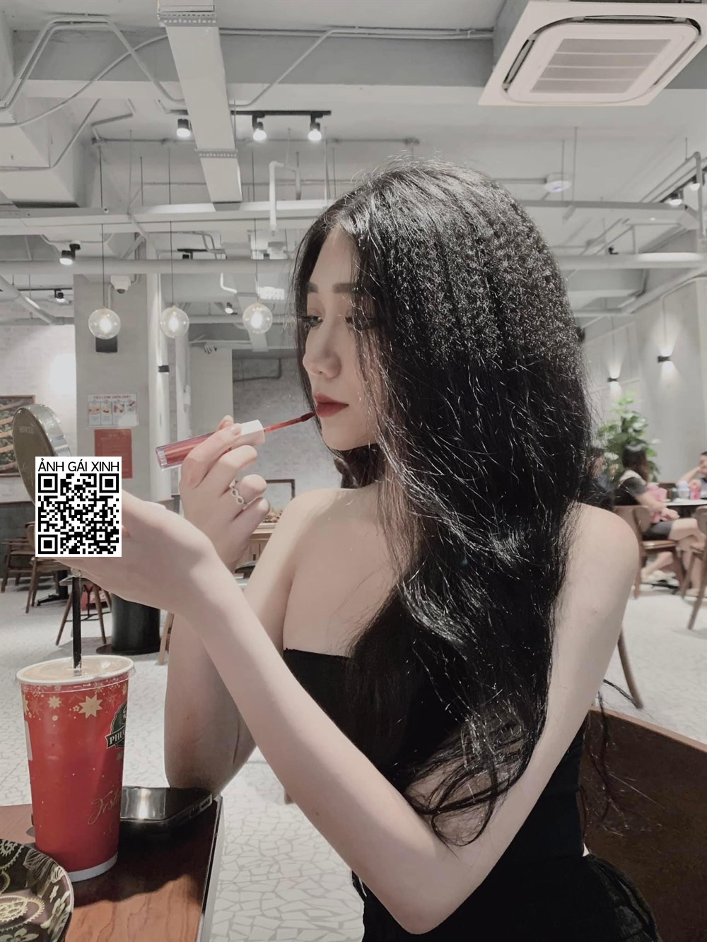 vycutesg_2232.jpg