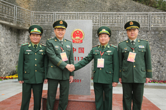 6ui1_4a_w550.jpg