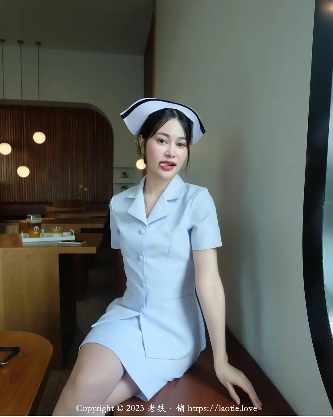 越南的女护士成熟稳重大气很妩媚动人