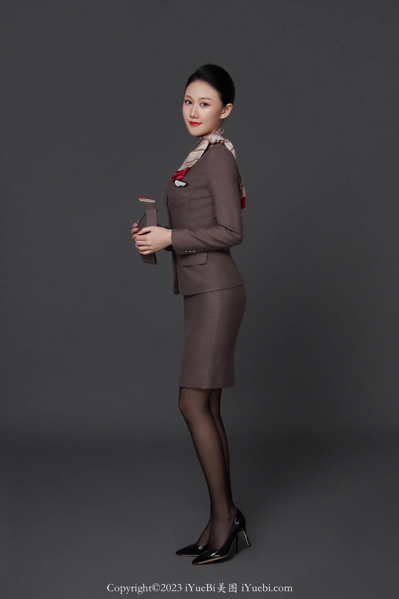 妖娆性感身材超赞的韩亚航空空姐