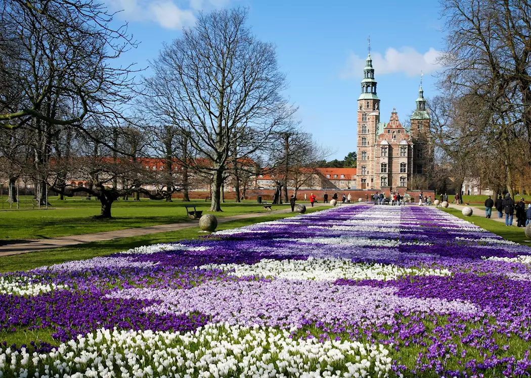 15993633-rosenborg-castle.webp