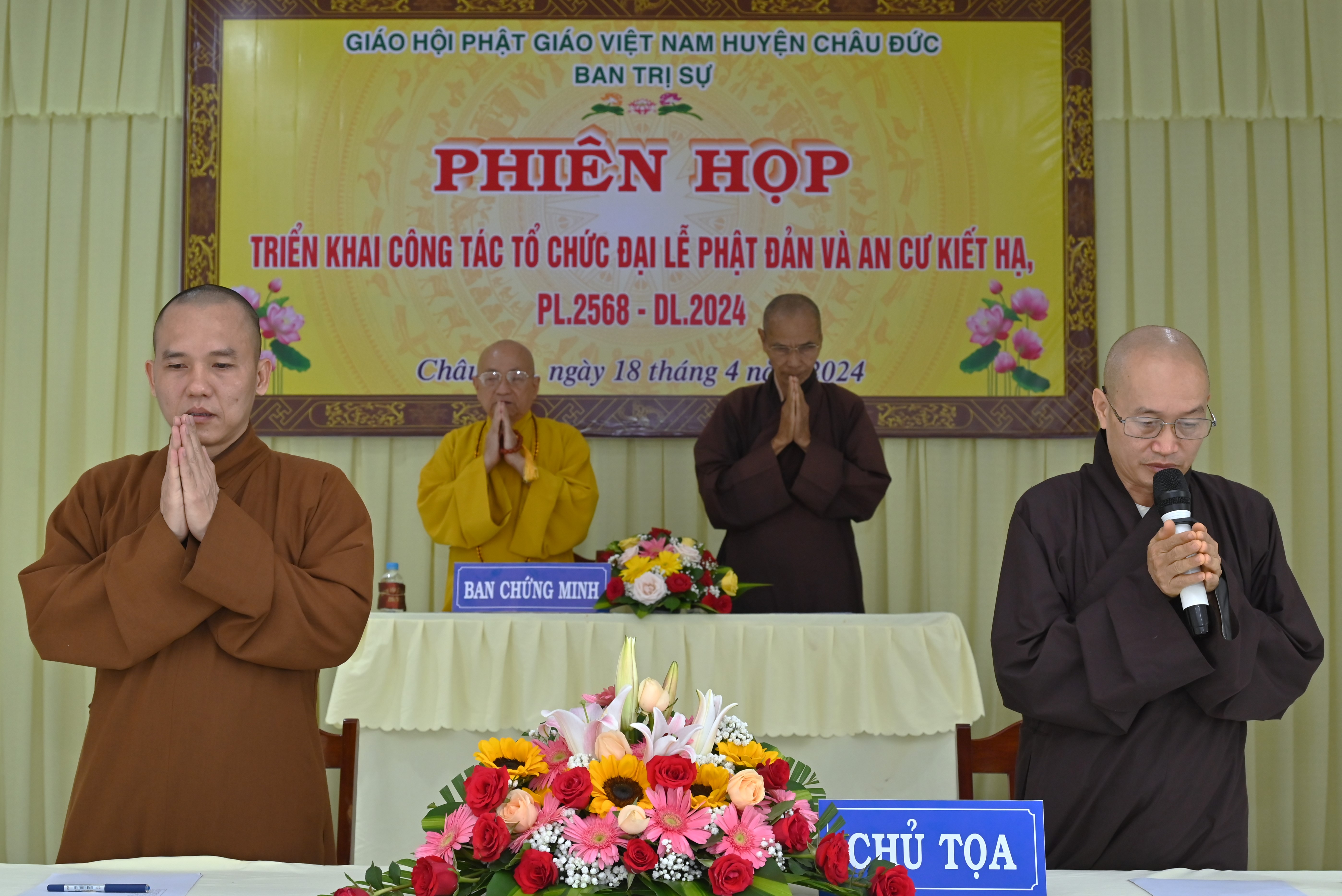        Châu Đức: Ban Trị sự GHPGVN huyện tổ chức Phiên họp triển khai kế hoạch Đại lễ Phật Đản và An cư Kiết hạ PL. 2568 – DL. 2024.