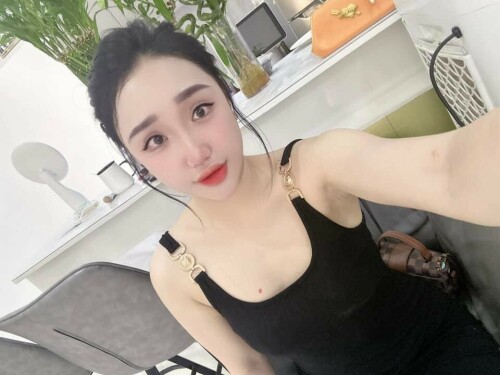 D33988CD C824 4554 922D 8DB7D144C5DC