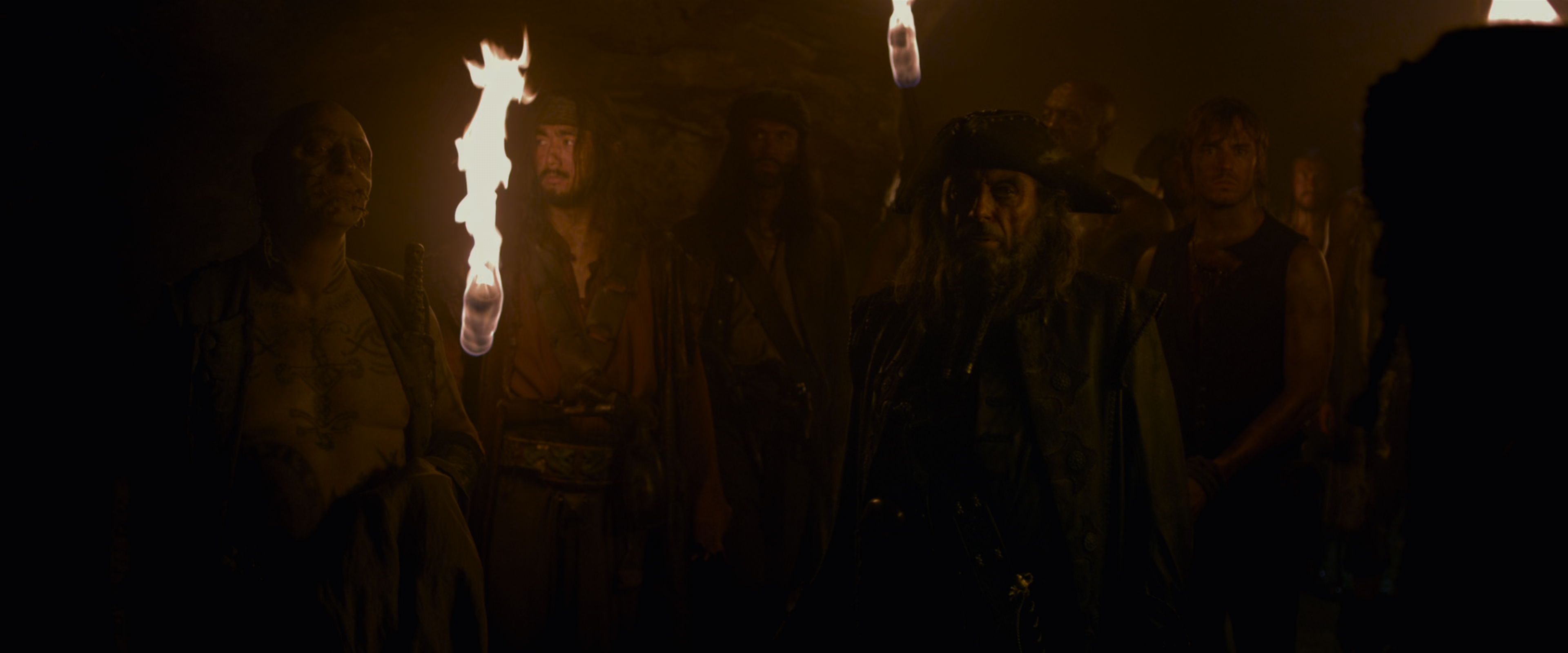 Vietsub-Pirates.of.the.Caribbean.4.2011.UHD.BluRay.2160p.2Audio.TrueHD.Atmos.7.1.x265.10bit.HDR-BeiTai.mkv_snapshot_01.45.20.940.jpg