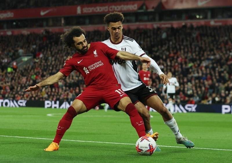 liverpool-vs-fulham-phong-do.jpg