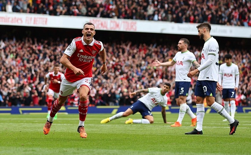 arsenal-vs-tottenham-phong-do.jpg