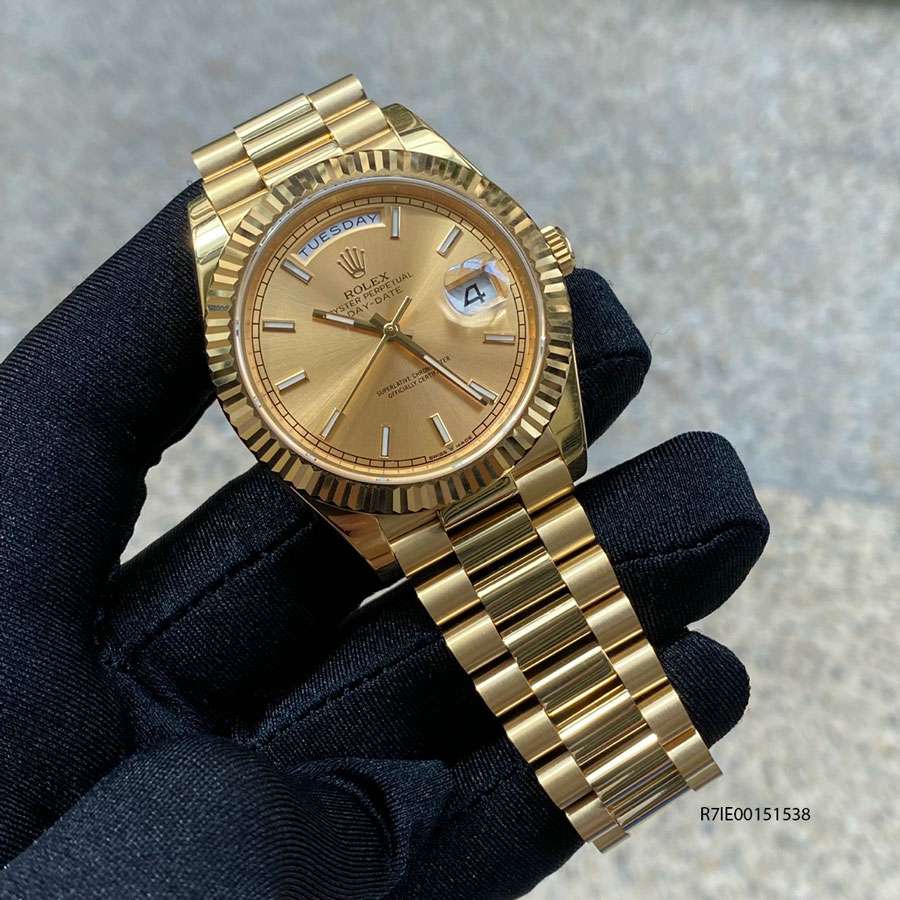 R7IE00151538-2-Dong-ho-rolex-Day-Date-Gold-ma-vang-18k-Replica-1-1.jpg