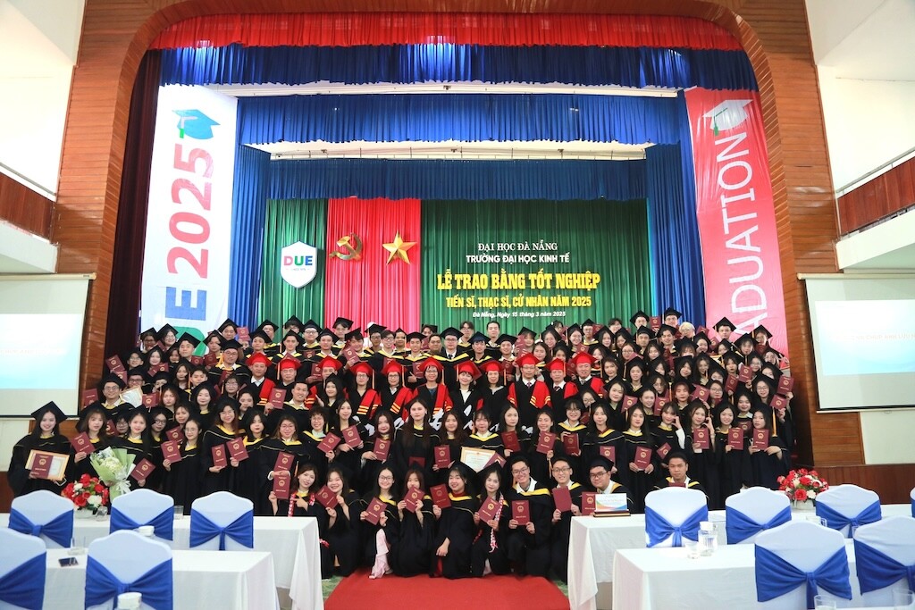 LeTNdot1nam202508.jpg