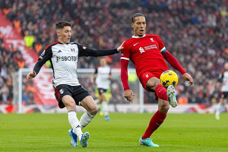 fulham-vs-liverpool-phong-do.jpg