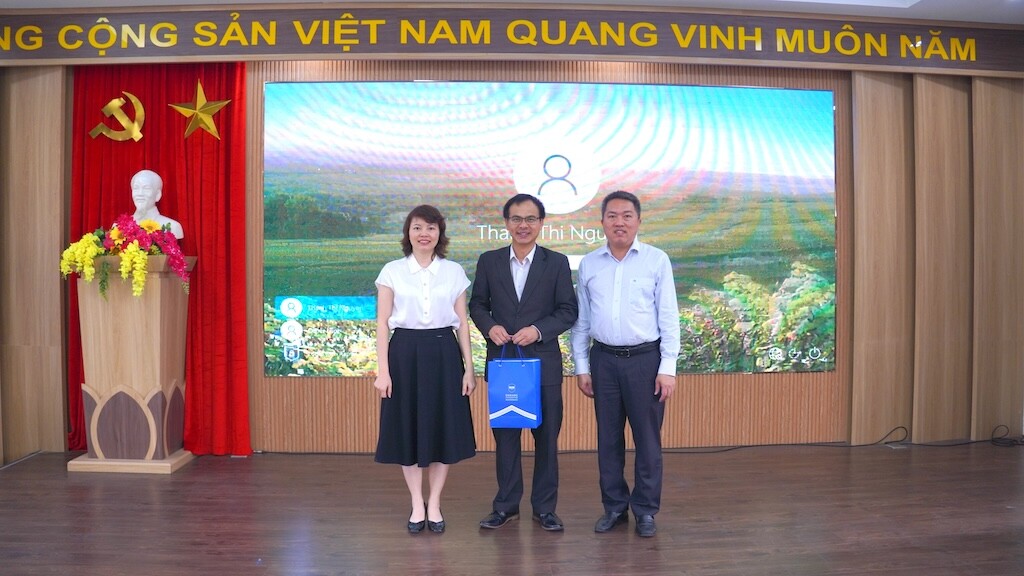 ChuyendePGSNguyenThiThanh02.jpg