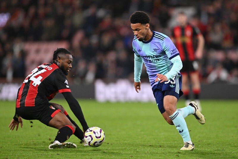 arsenal-vs-bournemouth-phong-do.jpg